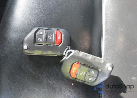 2021 Jeep Wrangler Unlimited High Altitude 4X4 z USA, uszkodzony, nr VIN 1C4HJXEG2MW563570